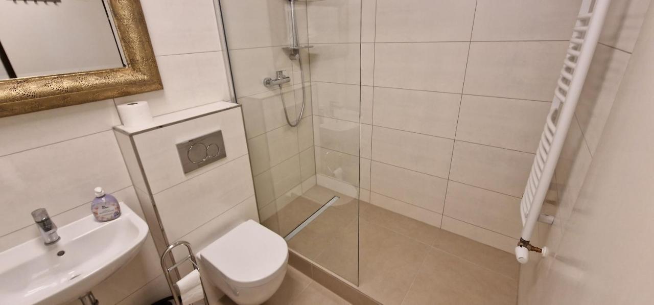 Apartment Potsdammerstrasse Köln
